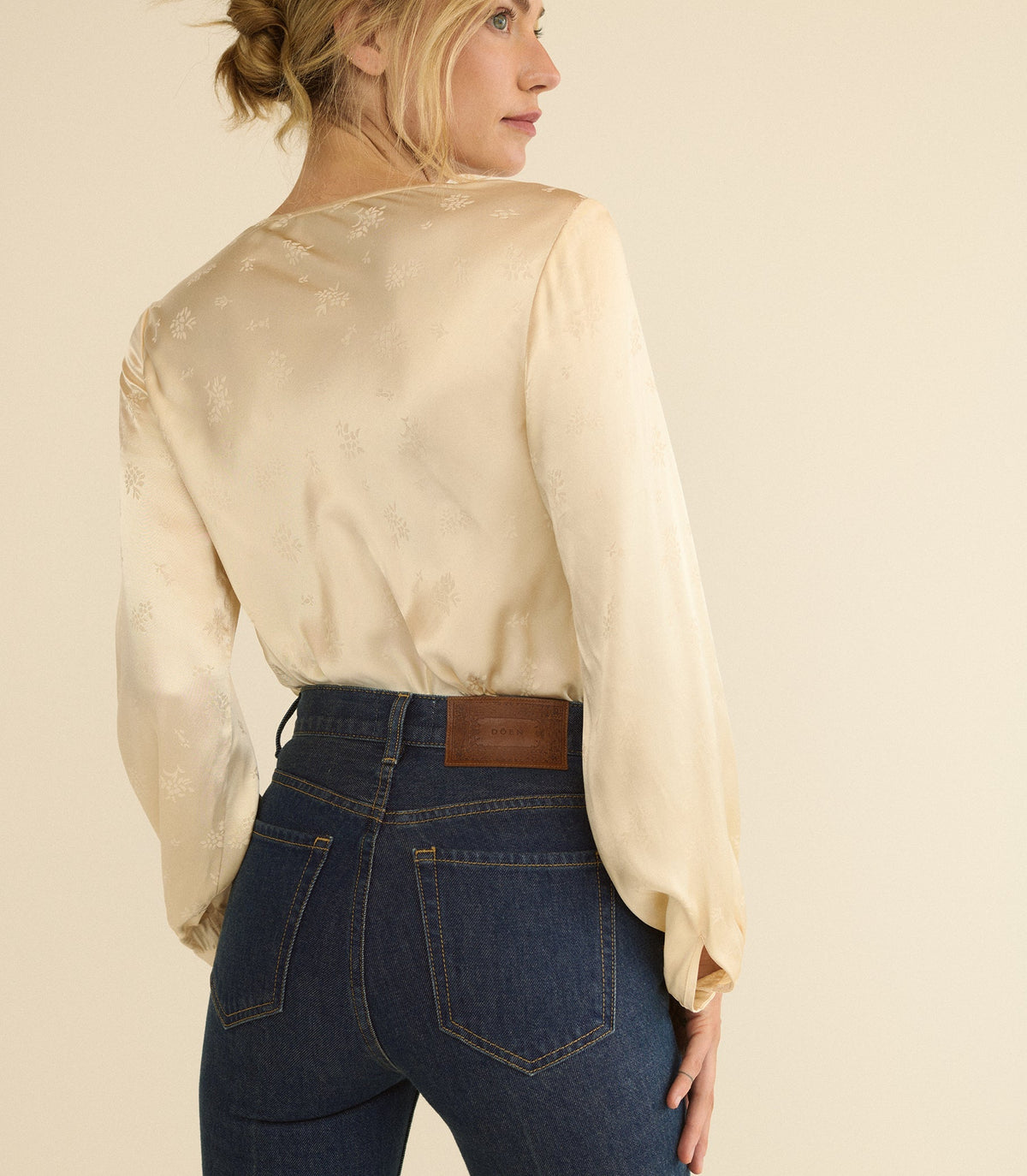 Espoir Cowl Neck Jacquard Top in Candlelight